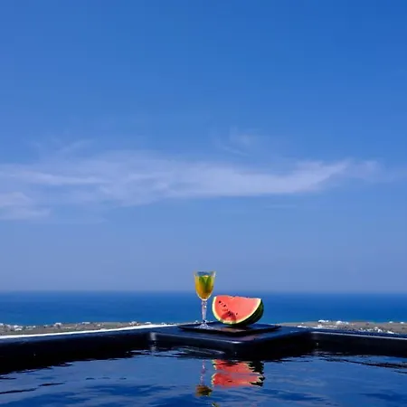 Apart Otel Ryolithos 4*