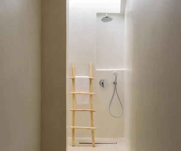 Ryolithos Апарт-отель Foinikia (Santorini)