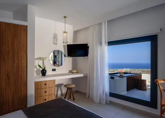 Ryolithos Апарт-отель Foinikia (Santorini)