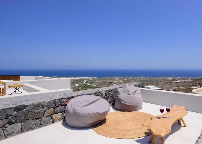 Ryolithos 4* Foinikia (Santorini)