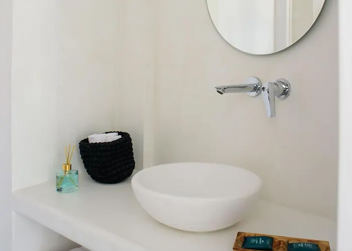 Ryolithos Lägenhetshotell Foinikiá