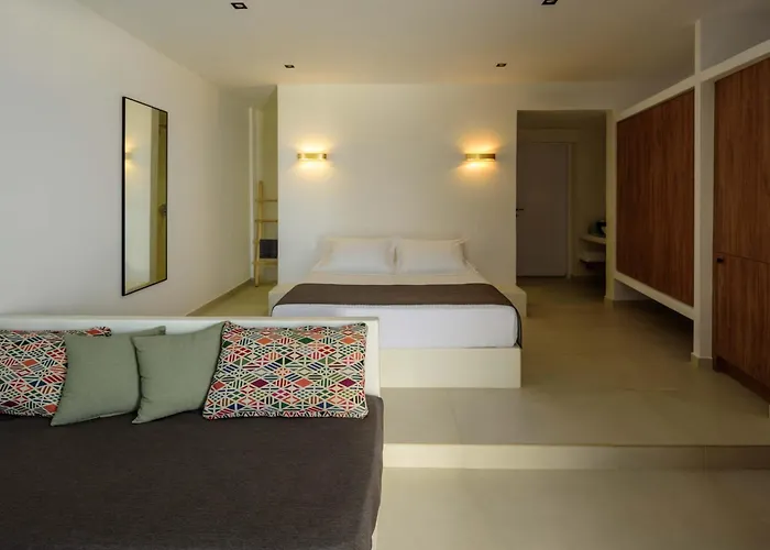 Ryolithos Lägenhetshotell 4*