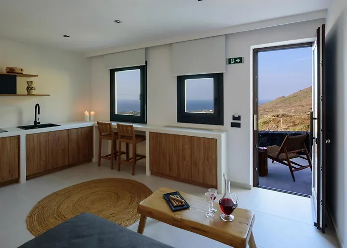 Ryolithos 公寓式酒店 Foinikiá