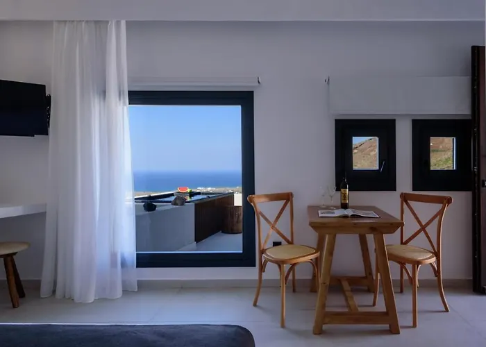 Ryolithos 公寓式酒店 4*