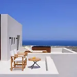 Ryolithos Aparthotel Foinikia (Santorini)